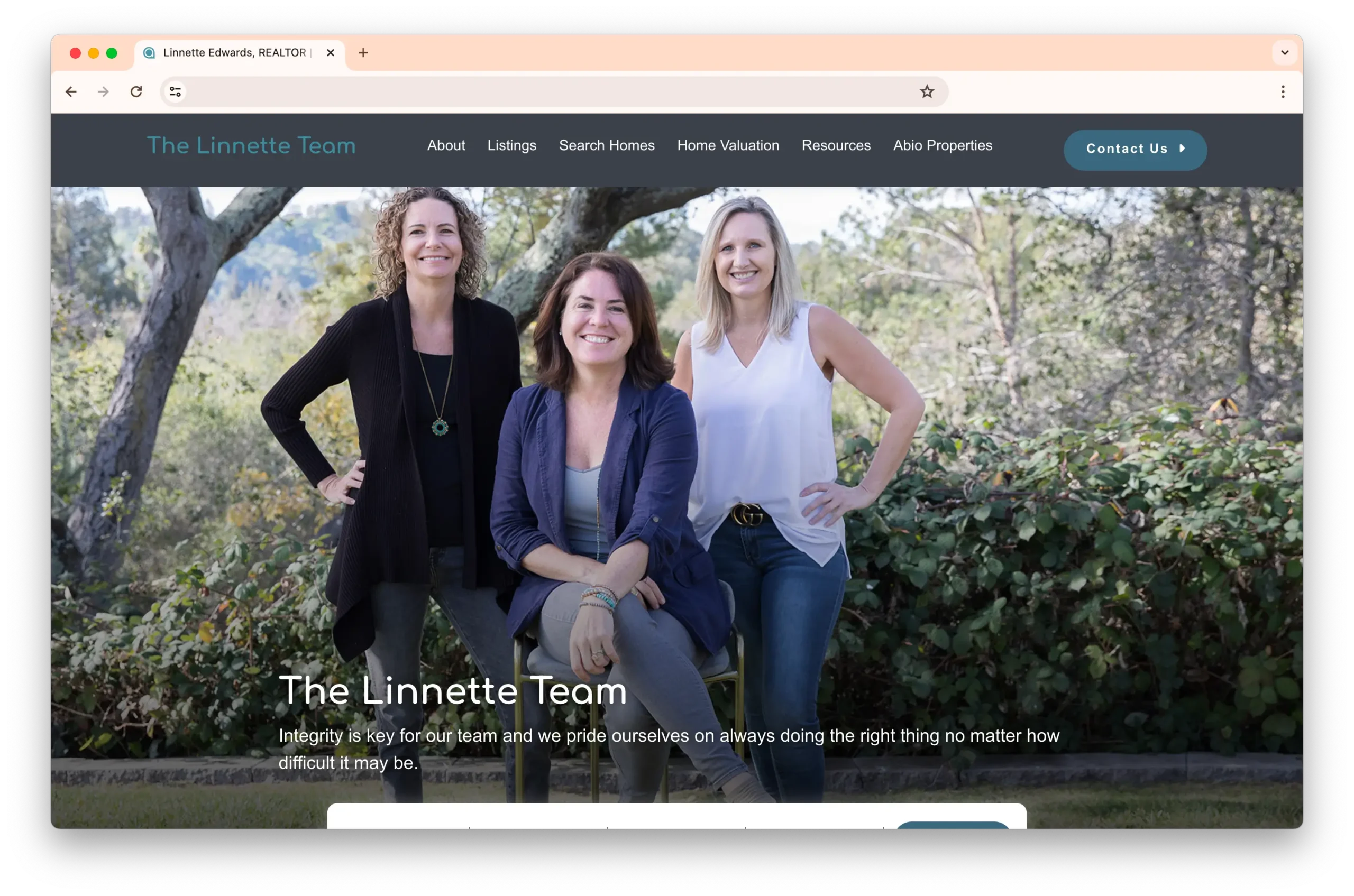 A webpage for The Linnette Team with a banner image of three women, presumably team members, posing outdoors. The text highlights the team's commitment to integrity and doing the right thing.